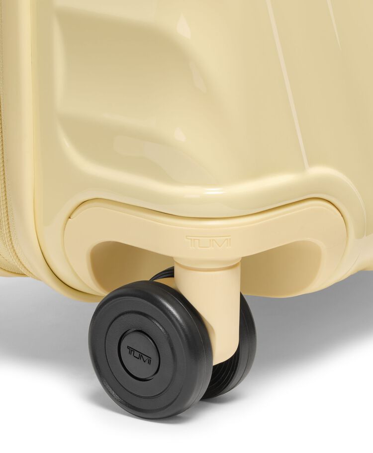 19 DEGREE กระเป๋าเดินทางขึ้นเครื่อง International Expandable 4 Wheeled Carry-On  hi-res | TUMI