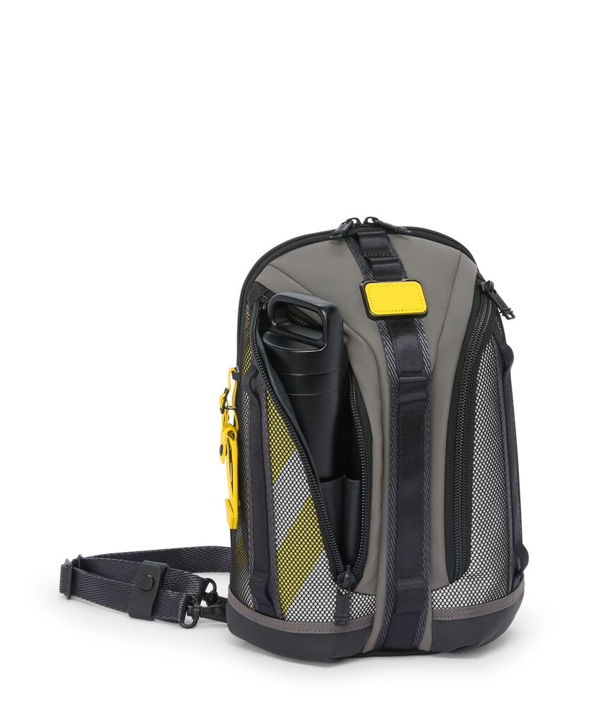ALPHA BRAVO กระเป๋าสะพายข้าง Knight Sling  hi-res | TUMI