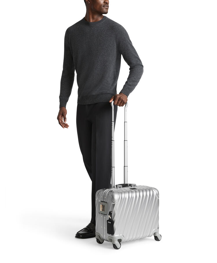 19 DEGREE ALUMINUM กระเป๋าเดินทางสำหรับนำขึ้นเครื่อง COMPACT CARRY ON  hi-res | TUMI