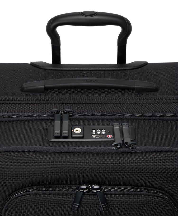 TUMI ALPHA กระเป๋าเดินทางขยายได้ Medium dual acc exp chk  hi-res | TUMI