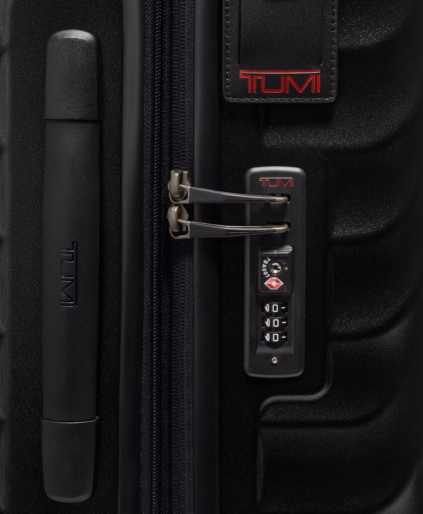19 DEGREE กระเป๋าเดินทางล้อลากขยายได้ Short Trip Expandable 4 Wheel Packing Case  hi-res | TUMI