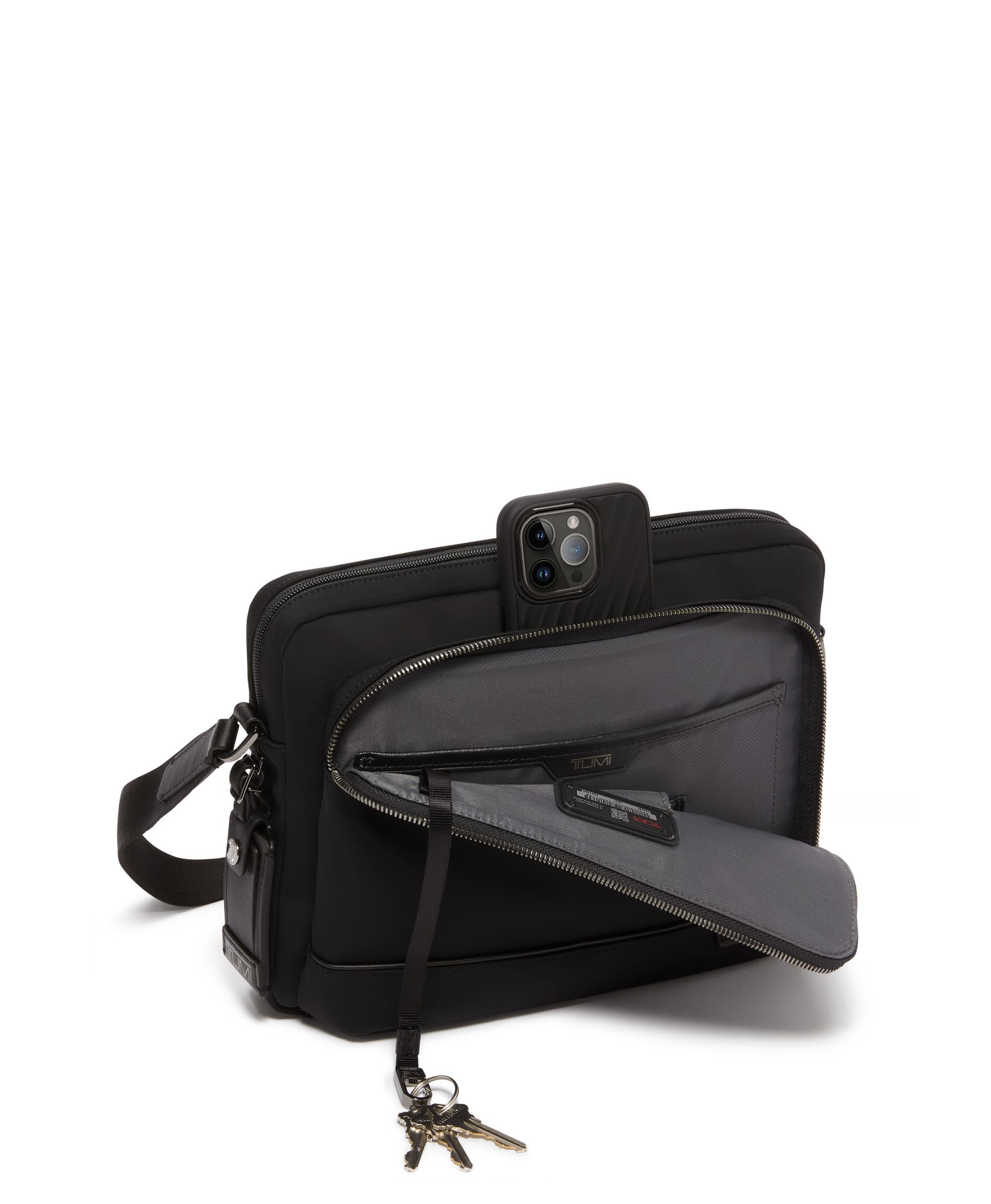 Tumi HARRISON LEO CROSSBODY | TUMI Thailand