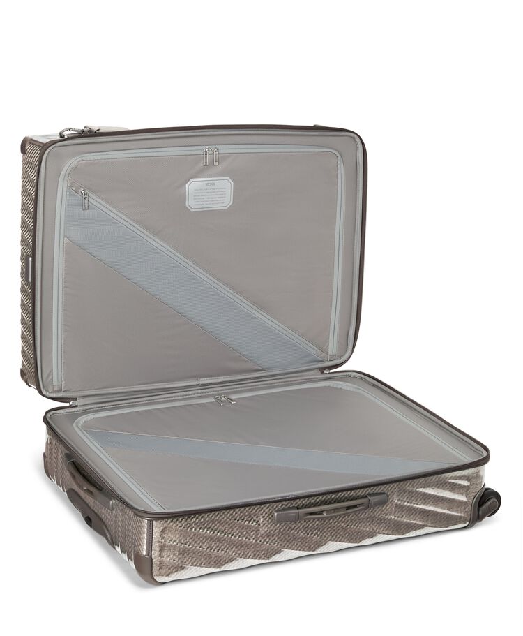 19 DEGREE LITE กระเป๋าเดินทางสำหรับทริประยะยาว Extended Trip Packing Case  hi-res | TUMI