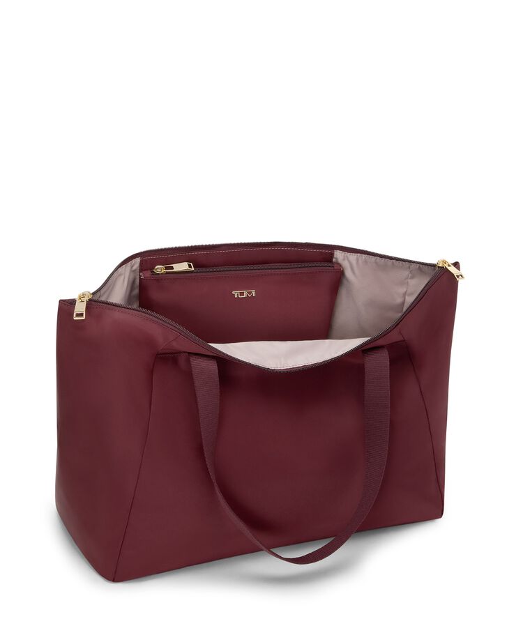 กระเป๋าโท้ท ขนาดกลาง Just In Case Medium Tote  hi-res | TUMI