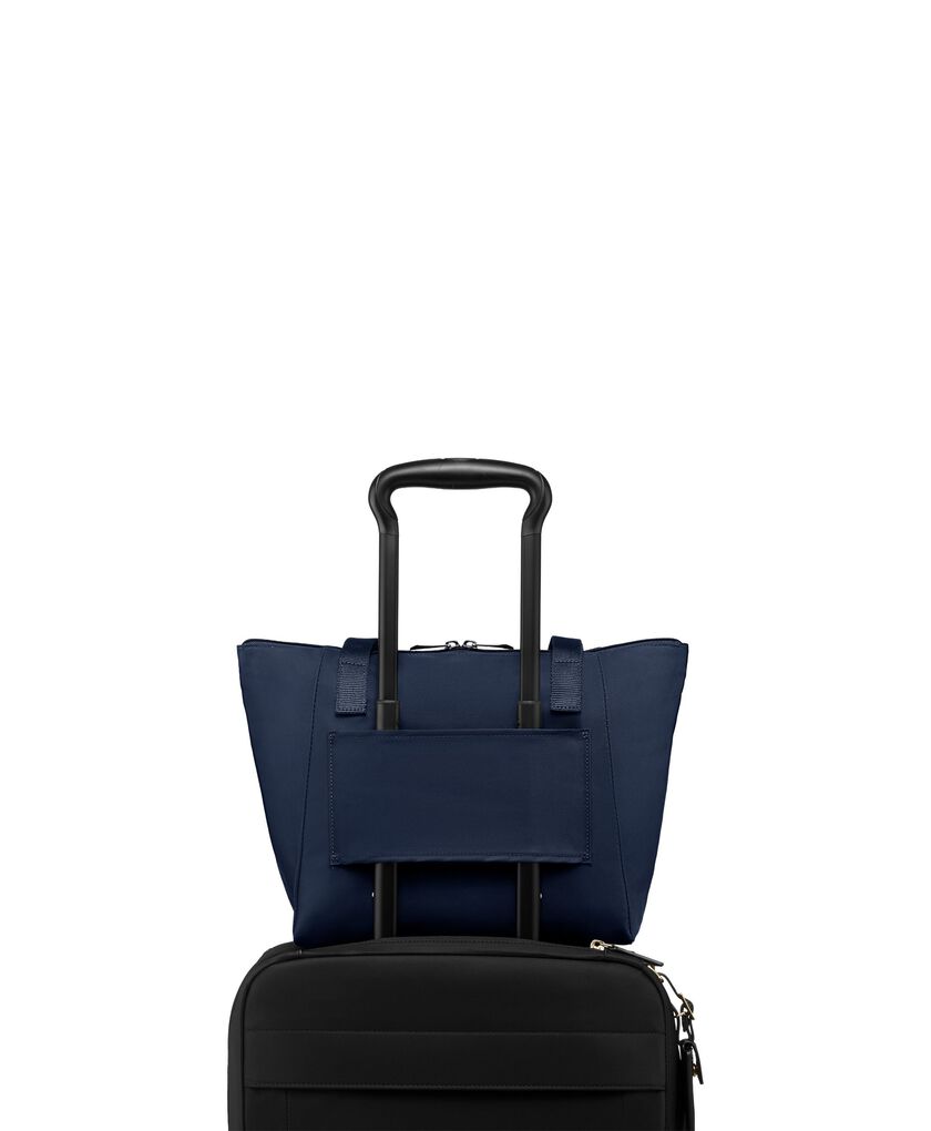 VOYAGEUR กระเป๋าโท้ท ขนาดเล็ก รุ่น Just In Case&reg;  hi-res | TUMI