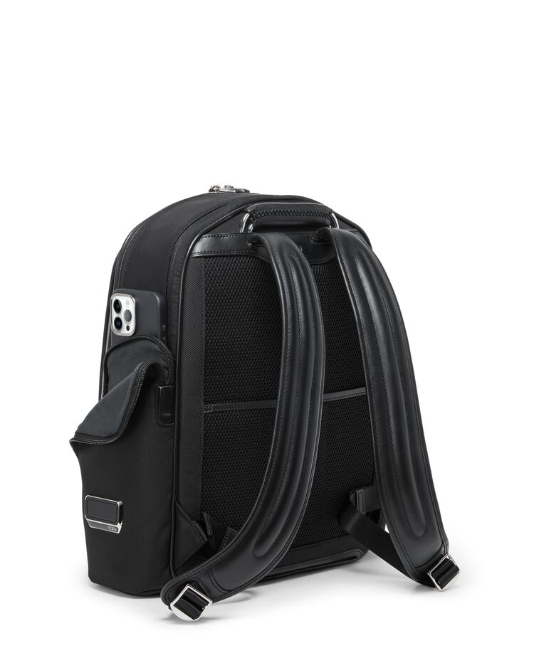 ARRIVE' กระเป๋าเป้ Larson Medium Backpack  hi-res | TUMI