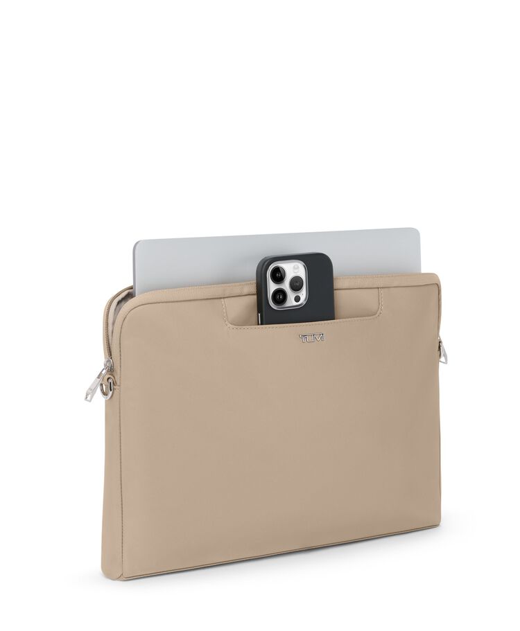 VOYAGEUR กระเป๋าสะพายข้างใส่แล็ปท็อป Dakota Laptop Crossbody  hi-res | TUMI