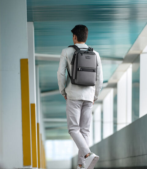 ALPHA BRAVO กระเป๋าเป๋สะพายหลัง Dynamic Backpack  lifestyle | TUMI