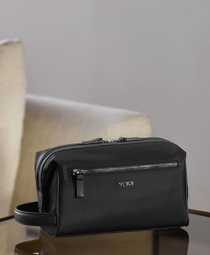 TRAVEL ACCESSORY ชุดอุปกรณ์เดินทางแบบกรอบแข็ง Framed Travel Kit  hi-res | TUMI