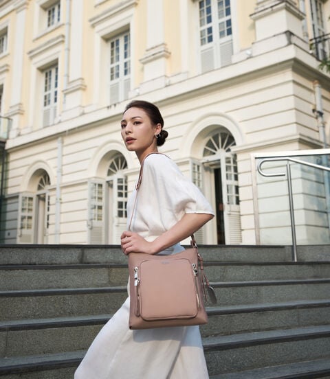 VOYAGEUR กระเป๋าสะพายข้าง Tyler Crossbody  lifestyle | TUMI