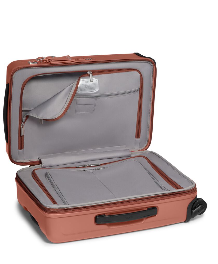 TUMI VENTRA กระเป๋าเดินทางแบบถือขึ้นเครื่องสามารถขยายพื้นที่ได้  hi-res | TUMI
