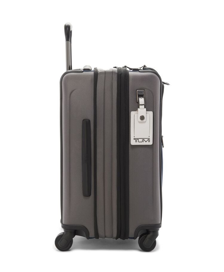 ALPHA กระเป๋าเดินทางขึ้นเครื่อง International Dual Access 4 Wheeled Carry-On  hi-res | TUMI
