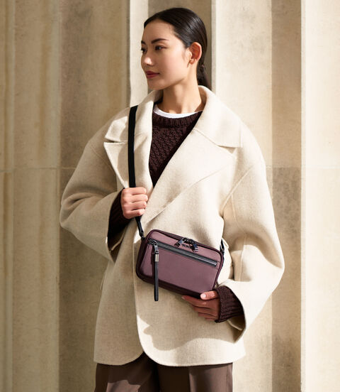 VOYAGEUR Langley Crossbody  lifestyle | TUMI
