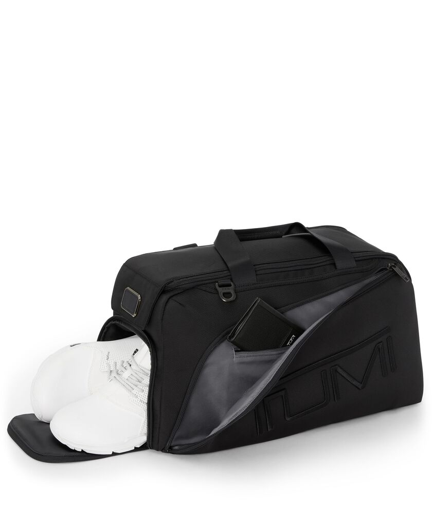 TUMI SPORT กระเป๋าดัฟเฟิลสำหรับกอล์ฟ GOLF DUFFEL  hi-res | TUMI