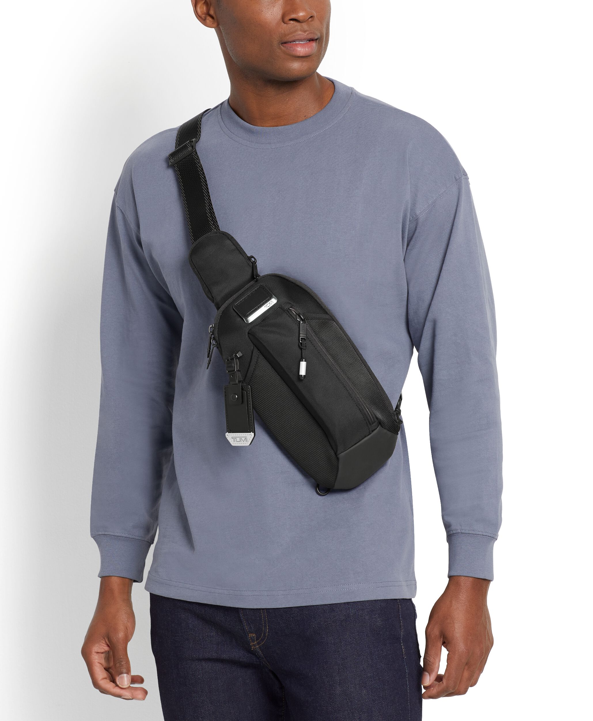 Tumi alpha bravo outlet sling