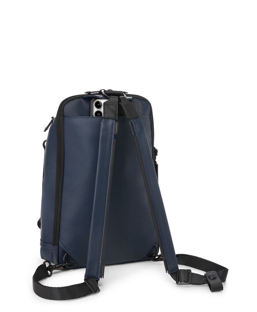ALPHA BRAVO กระเป๋าคาดอก Knight Sling  hi-res | TUMI
