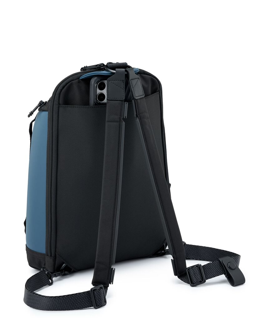 ALPHA BRAVO กระเป๋าคาดอก รุ่น Knight  hi-res | TUMI