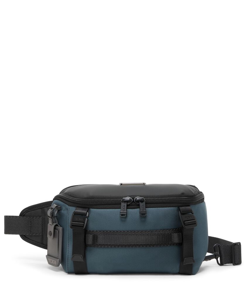 กระเป๋าคาดอก Platoon Sling  hi-res | TUMI