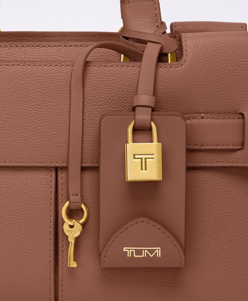 AGENT กระเป๋าโท้ท ขนาดเล็ก Agent Small Tote  hi-res | TUMI