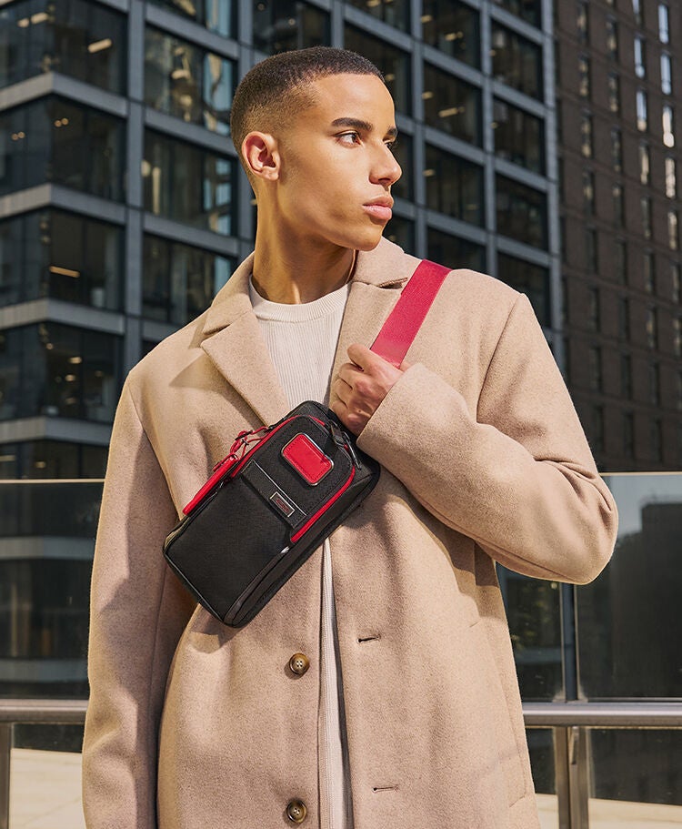 กระเป๋าคาดอก Compact Sling  hi-res | TUMI