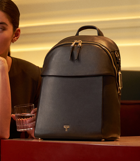 VOYAGEUR กระเป๋าเป้ Holland Backpack  lifestyle | TUMI