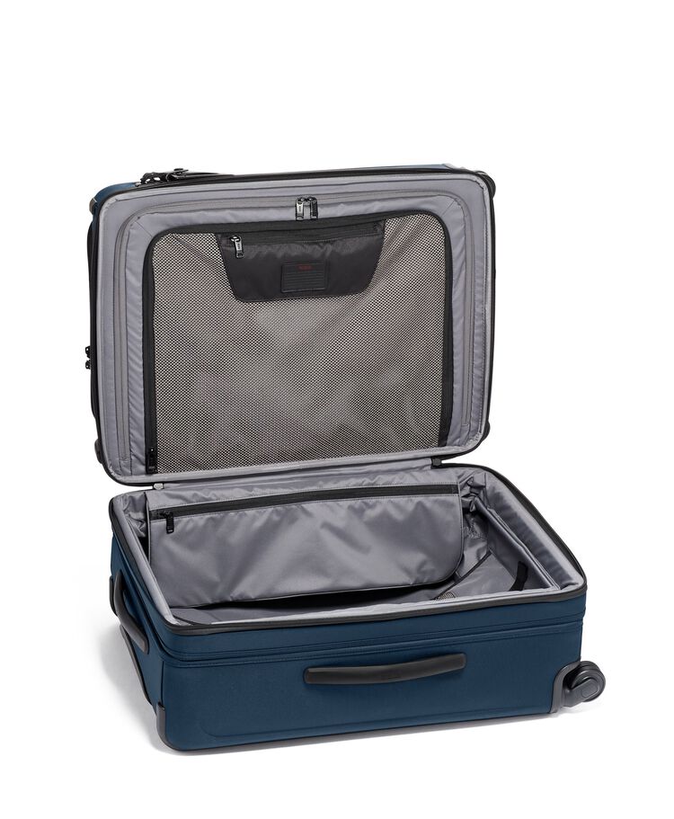 กระเป๋าเดินทางขยายได้ Short Trip Expandable 4 Wheeled Packing Case  hi-res | TUMI