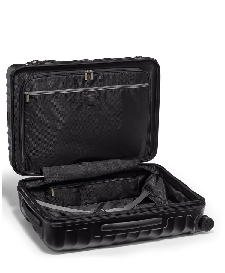 19 DEGREE กระเป๋าเดินทางล้อลากขยายได้ Short Trip Expandable 4 Wheel Packing Case  hi-res | TUMI