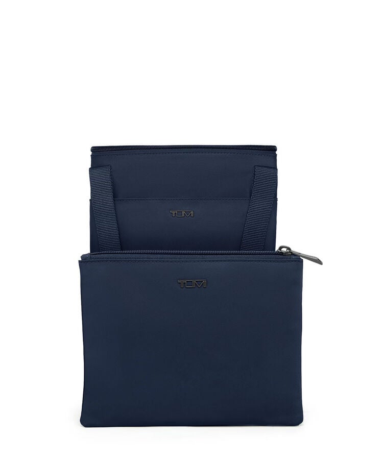 VOYAGEUR กระเป๋าโท้ท ขนาดเล็ก รุ่น Just In Case&reg;  hi-res | TUMI