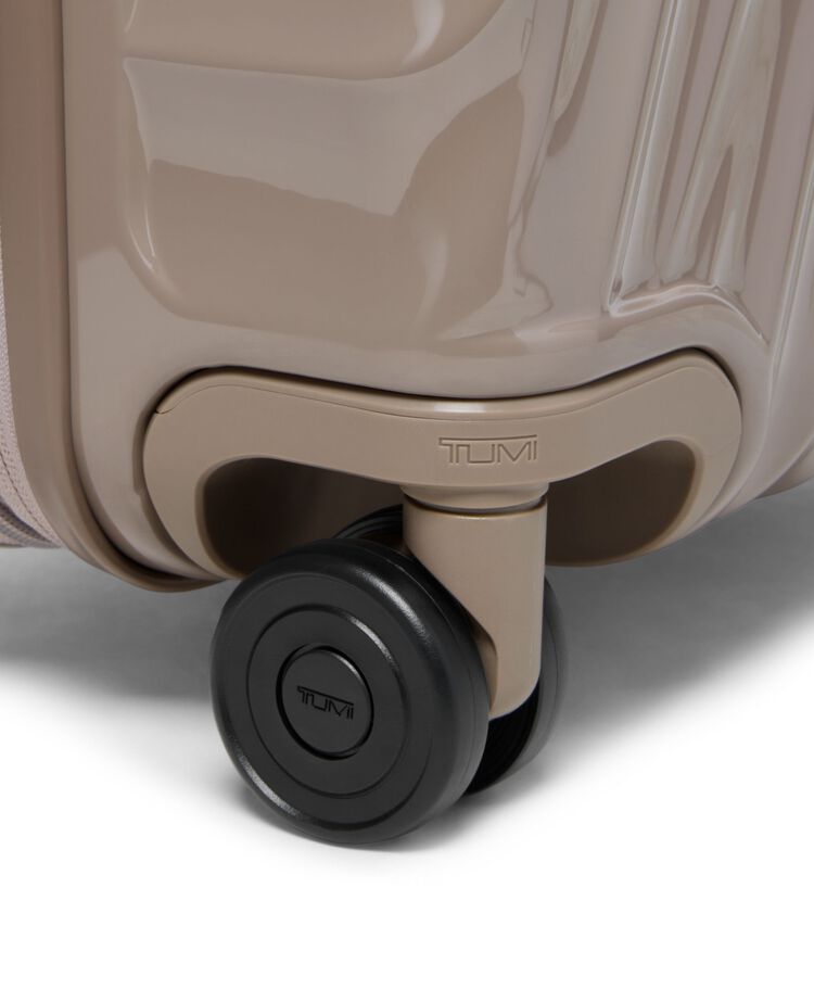 กระเป๋าเดินทางขึ้นเครื่อง International Expandable 4 Wheeled Carry-On  hi-res | TUMI