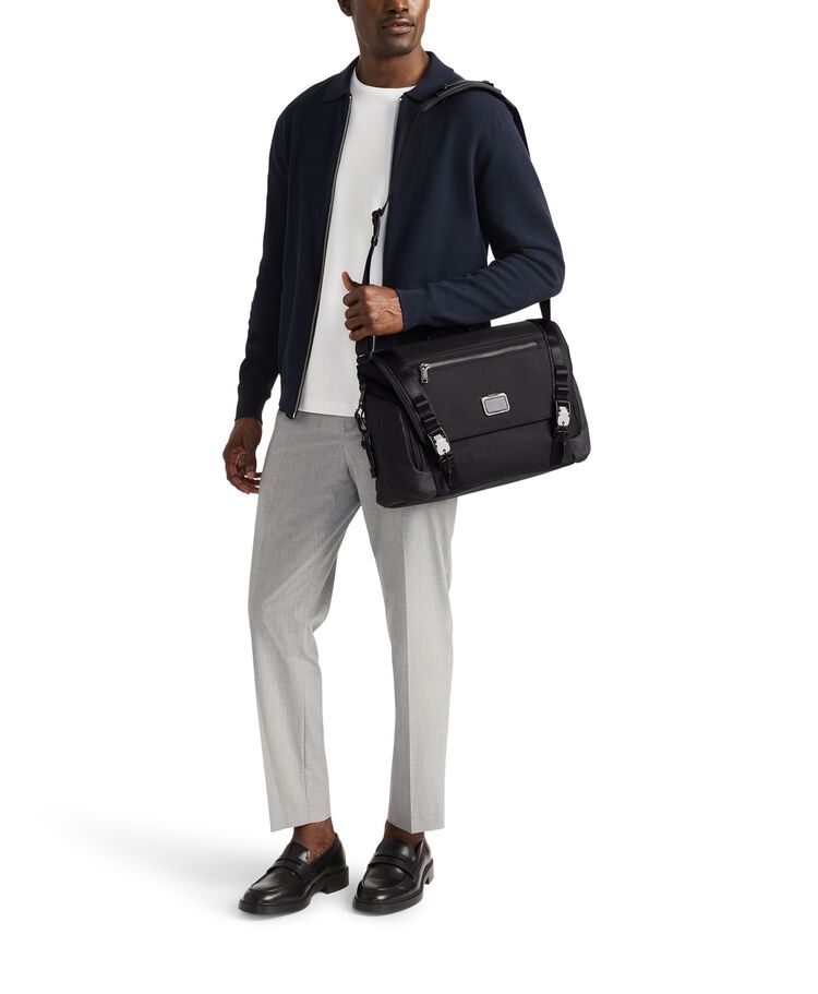 ALPHA BRAVO กระเป๋าเมสเซนเจอร์ Roadstead Messenger  hi-res | TUMI