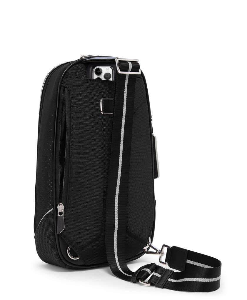 TUMI I MCLAREN กระเป๋าสะพายเฉียง Torque Sling  hi-res | TUMI