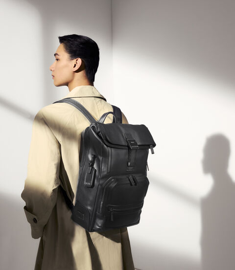 TUMI HARRISON กระเป๋าเป้เปิดฝาบน Osborn Roll Top Backpack  lifestyle | TUMI