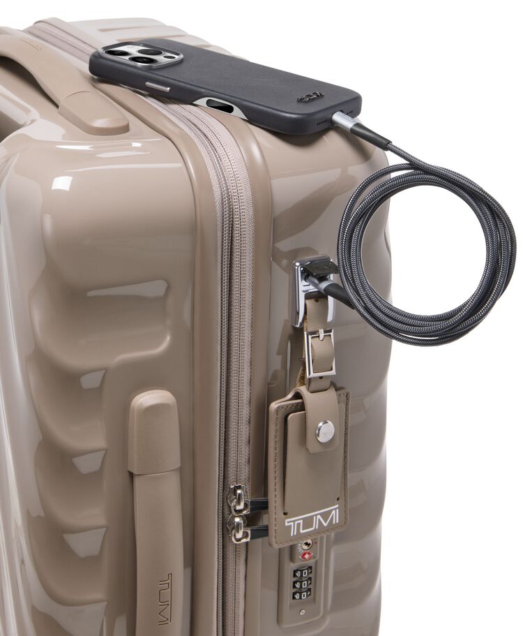 กระเป๋าเดินทางขึ้นเครื่อง International Expandable 4 Wheeled Carry-On  hi-res | TUMI