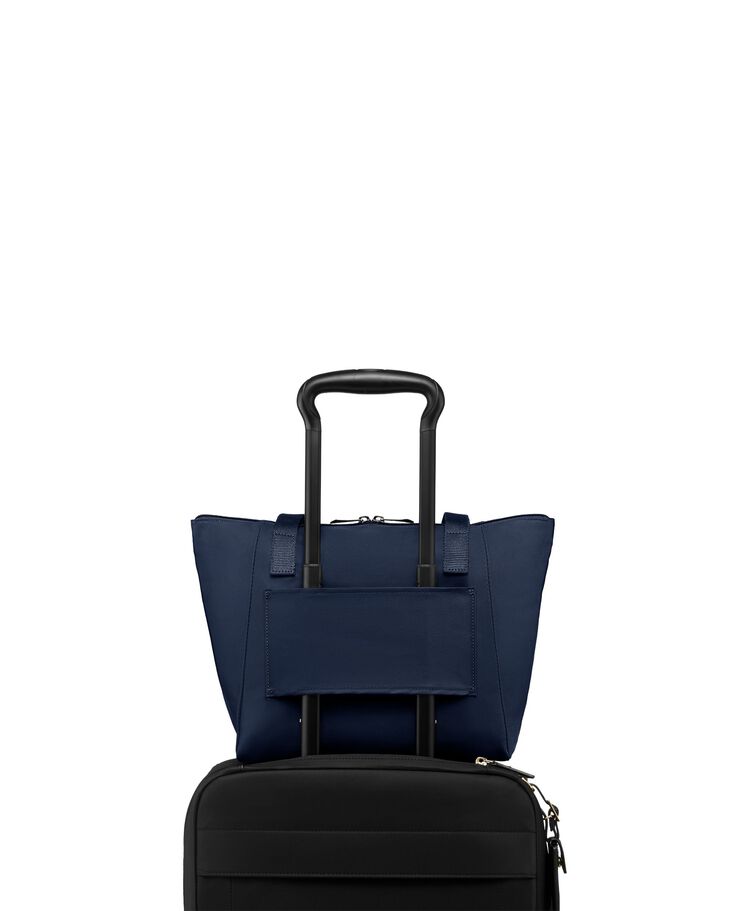 VOYAGEUR กระเป๋าโท้ท ขนาดเล็ก รุ่น Just In Case&reg;  hi-res | TUMI