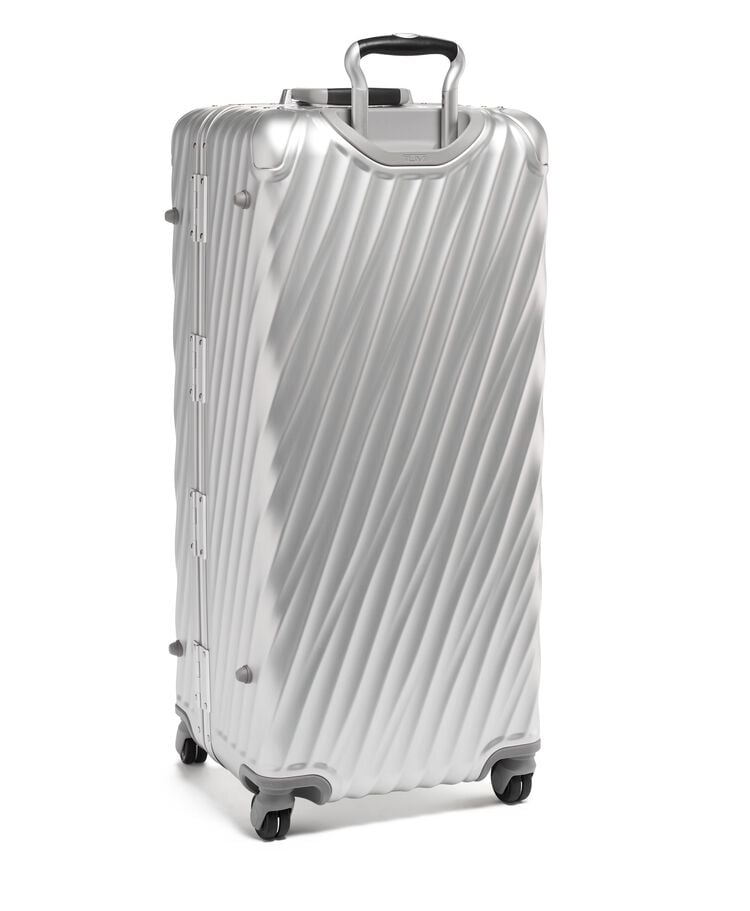 19 DEGREE ALUMINUM กระเป๋าเดินทาง Rolling Trunk  hi-res | TUMI