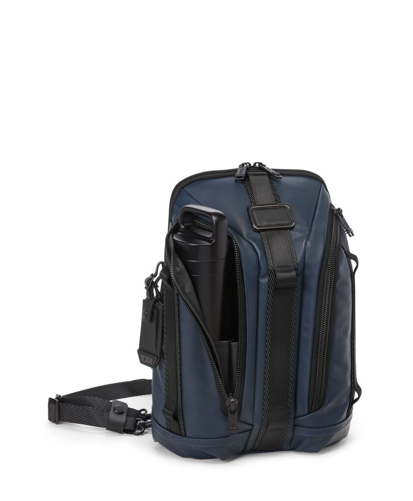 ALPHA BRAVO กระเป๋าคาดอก Knight Sling  hi-res | TUMI