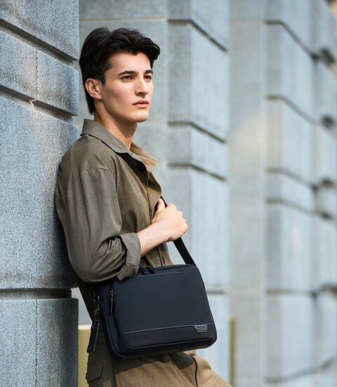 TUMI HARRISON LEO CROSSBODY  lifestyle | TUMI