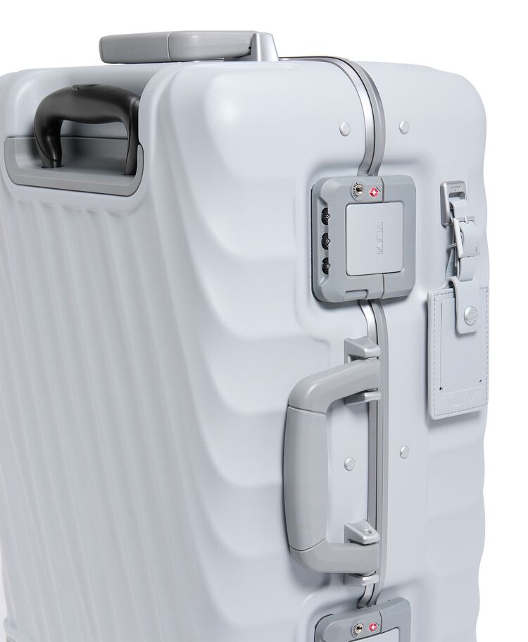 กระเป๋าล้อลาก 4 ล้อ ขนาดอินเตอร์ International 4 Wheel Carry On  hi-res | TUMI