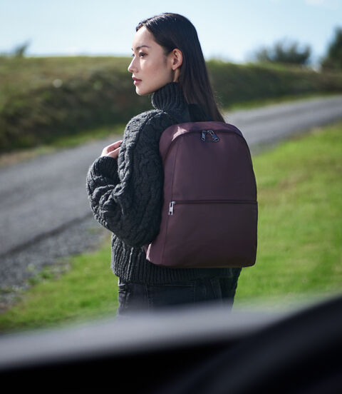 VOYAGEUR กระเป๋าเป๋สะพายหลัง Just In Case Backpack  lifestyle | TUMI