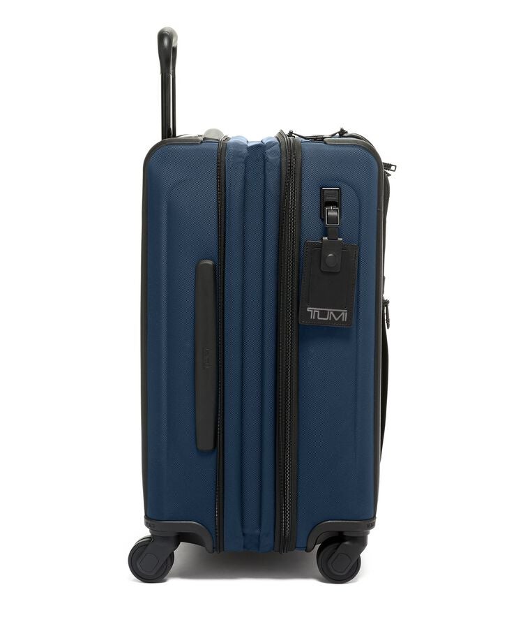 กระเป๋าเดินทางขึ้นเครื่อง Continental Dual Access 4 Wheeled Carry-On  hi-res | TUMI