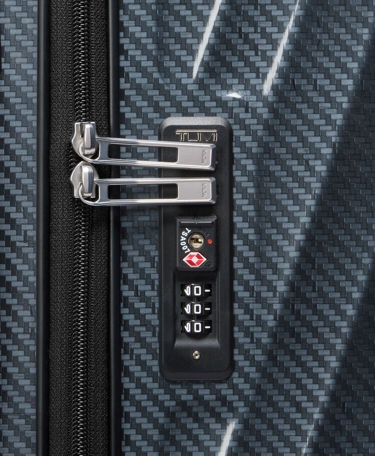 กระเป๋าเดินทางสำหรับทริประยะยาว Extended Trip Packing Case  hi-res | TUMI