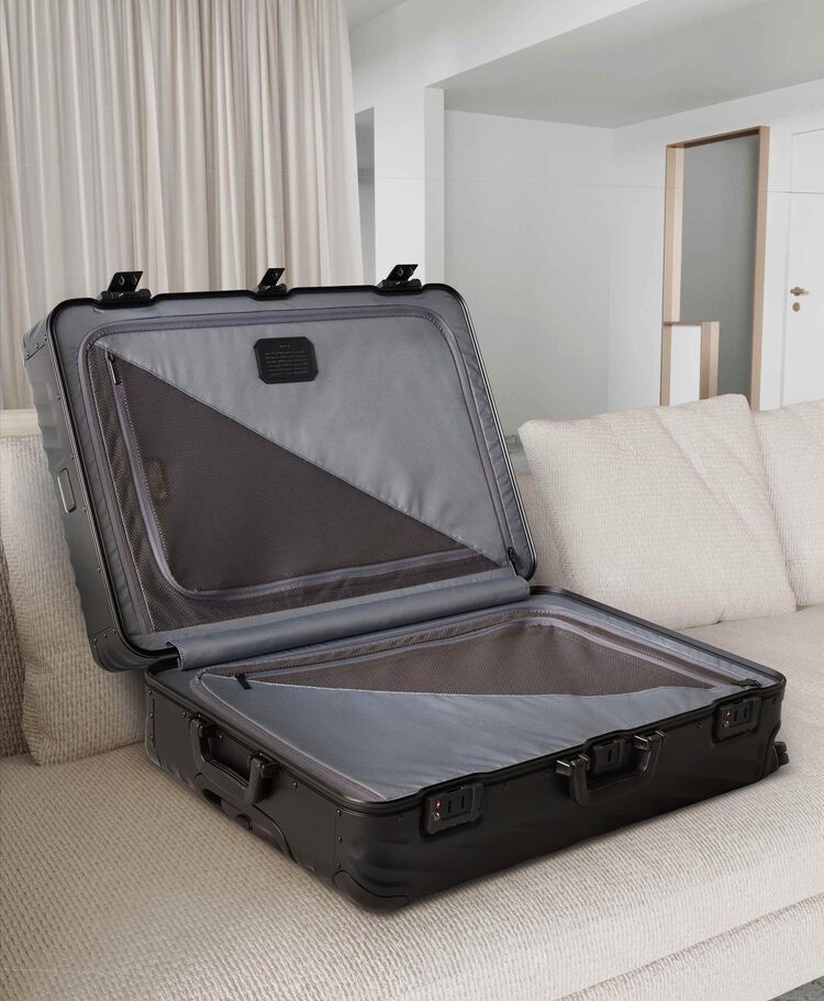 19 DEGREE ALUMINUM กระเป๋าเดินทาง Extended Trip Packing Case  hi-res | TUMI
