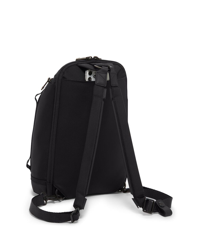 ALPHA BRAVO กระเป๋าคาดอก Knight Sling  hi-res | TUMI