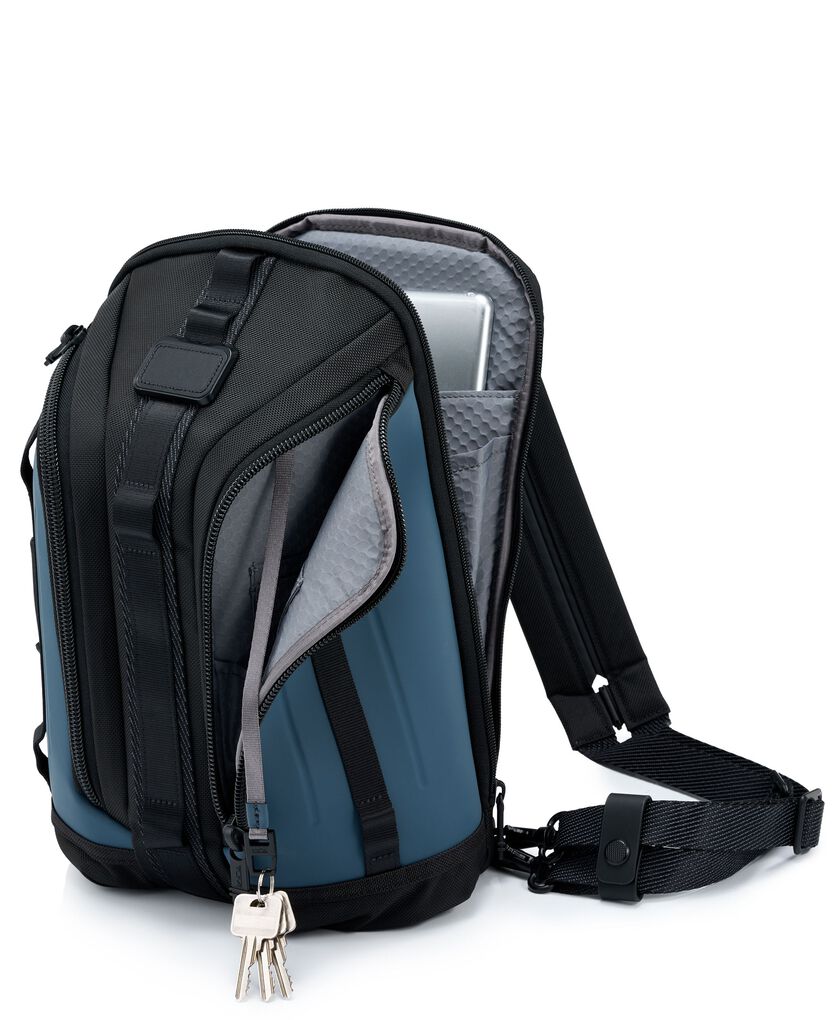 ALPHA BRAVO กระเป๋าคาดอก รุ่น Knight  hi-res | TUMI