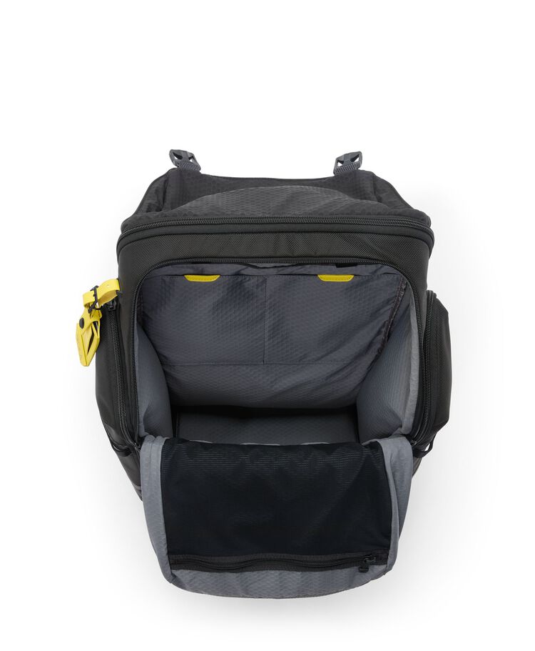 ALPHA BRAVO กระเป๋าเป้ Expedition Flap Backpack  hi-res | TUMI