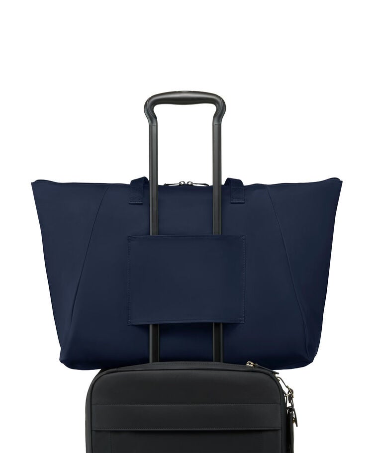 VOYAGEUR กระเป๋าโท้ท รุ่น Just In Case&reg;  hi-res | TUMI