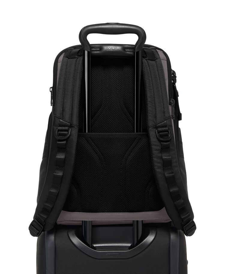 ALPHA BRAVO กระเป๋าเป้สะพายหลัง Navigation Backpack  hi-res | TUMI