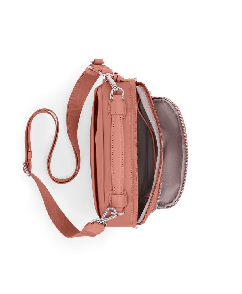 VOYAGEUR กระเป๋าสะพายข้าง Teghan crossbody  hi-res | TUMI