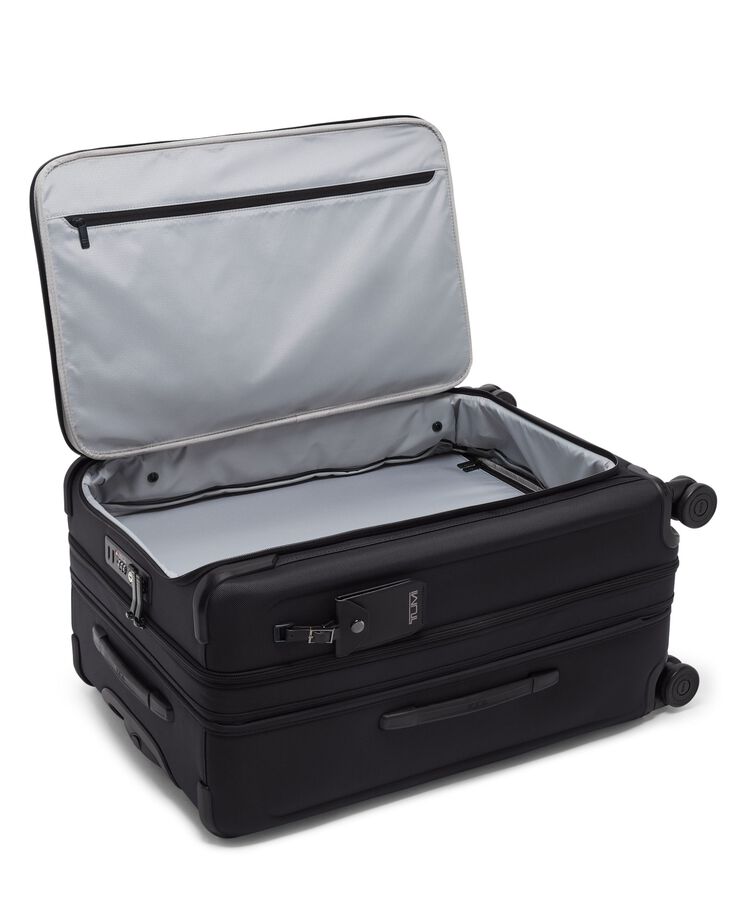 TUMI ALPHA กระเป๋าเดินทางขยายได้ Medium dual acc exp chk  hi-res | TUMI