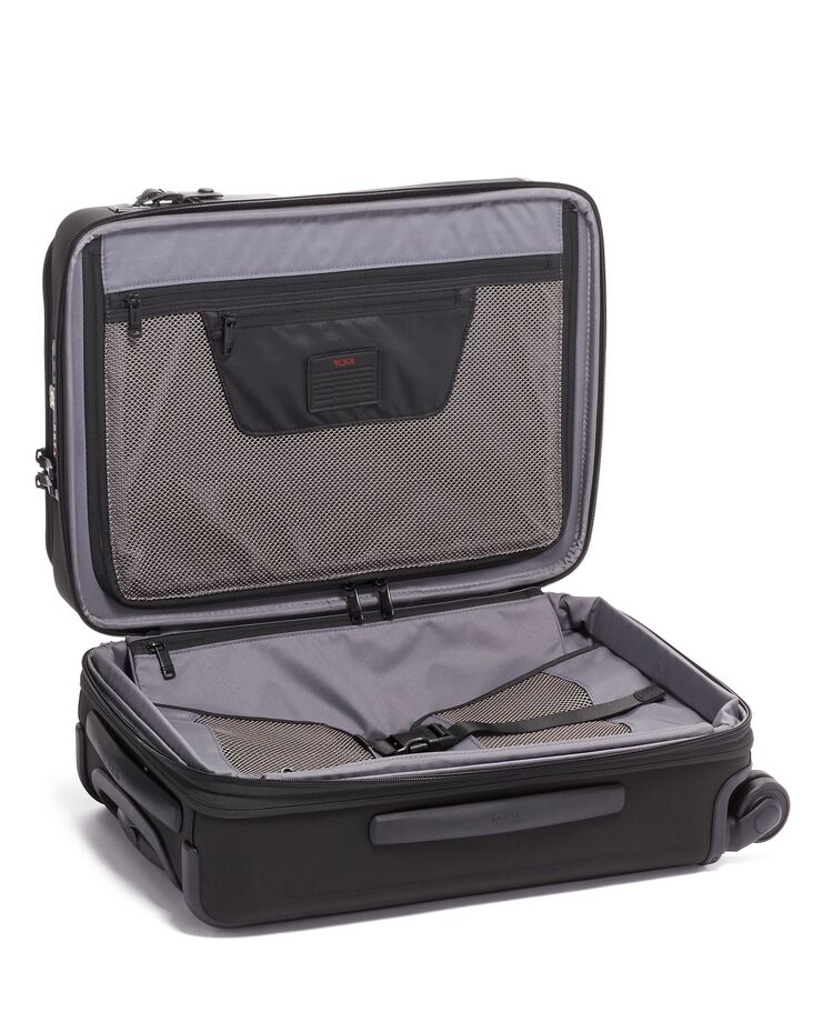 ALPHA กระเป๋าเดินทางขึ้นเครื่อง International Office 4 Wheeled Carry-On  hi-res | TUMI